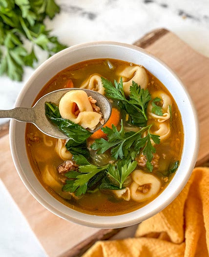 Instant Pot Tortellini Soup