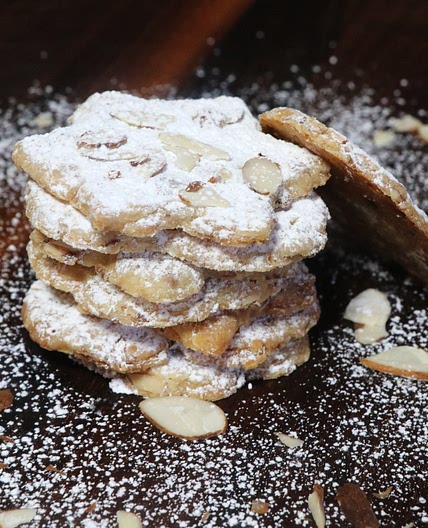 Almond Cookies (아몬드 쿠키) | Aeri's Kitchen