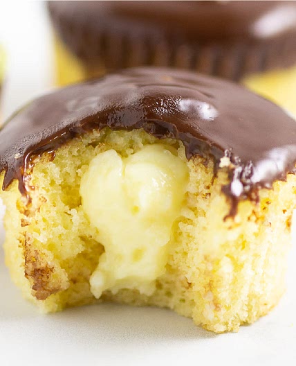 Boston Creme Pie Cupcakes