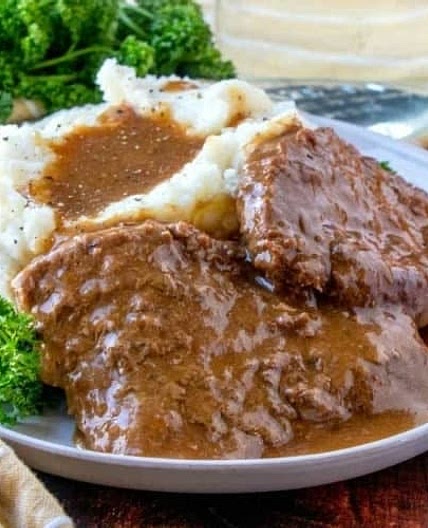 Instant Pot Cubed Steak and Gravy (+Video) - The Country Cook
