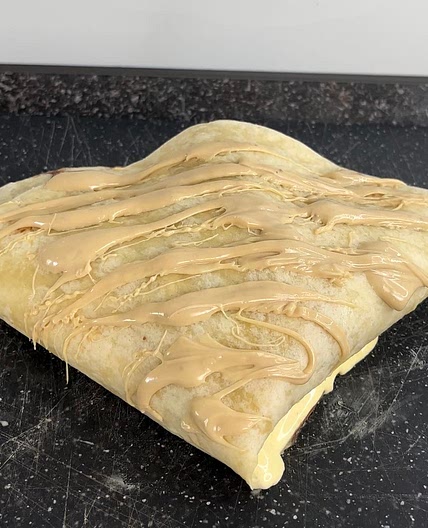 Chocolate Kinder Bueno wrap