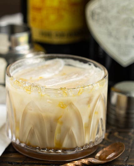 SALTED CARAMEL WHITE RUSSIAN