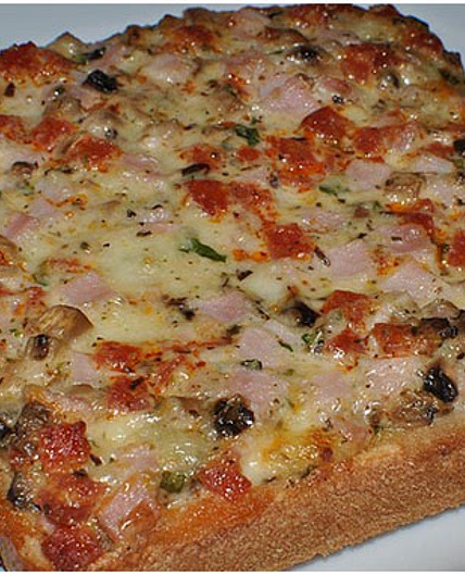 Pizza-Toast mit Schinken