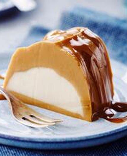Dulce de Leche Gelatin with Floating Center