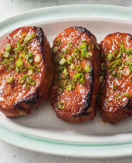 Gochujang-Glazed Pork Chops