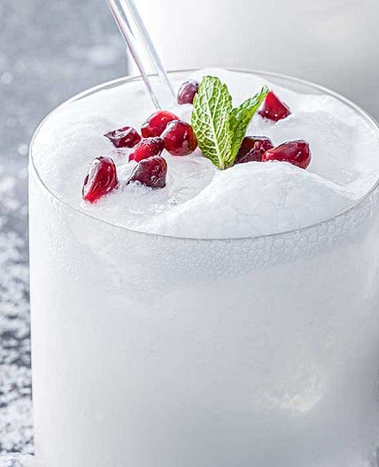 White Christmas mojito