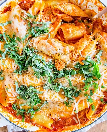 cheesy shells alla sausage vodka