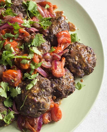 Meatballs w/ Sumac-Tomato Sauce