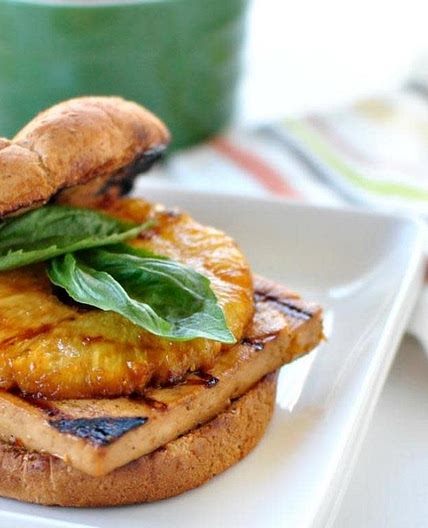 Crisp teriyaki tofu sliders w pan seared Pineapple & Spicy Aioli