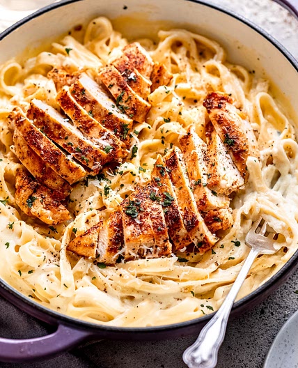 Pasta alfredo met kip