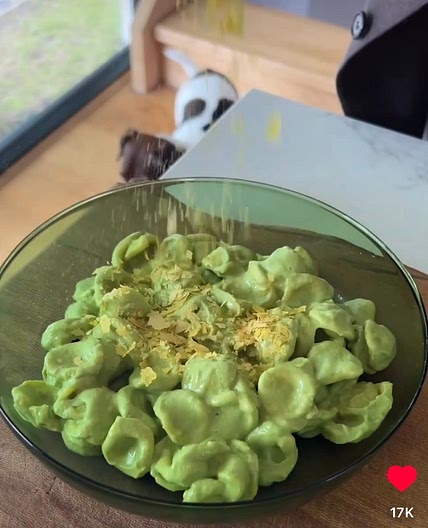 Green veggie pasta