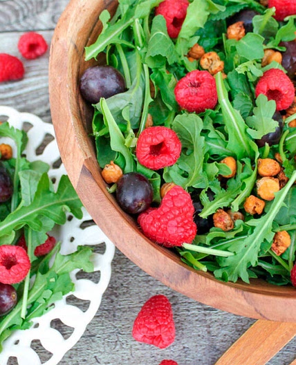 Green Salad with Raspberries and Roasted Chickpeas
