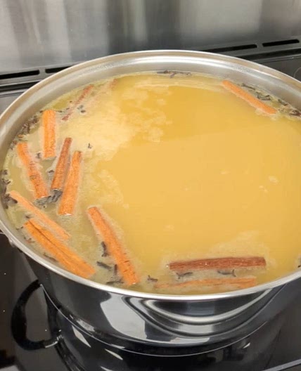 Uncle Tony's Golden Wassail