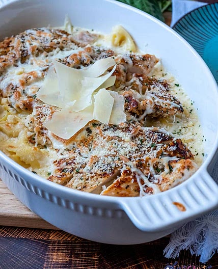 ASIAGO TORTELLONI ALFREDO WITH GRILLED CHICKEN