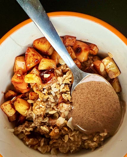 Apple Pie Oatmeal Bowl