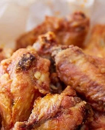 Extra Crispy Baked Chicken Wings