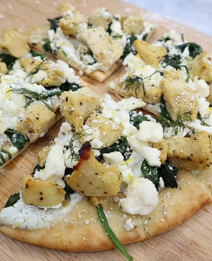 Healthy, High Protein Greek Chicken Pizzas