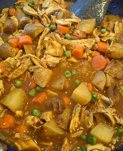 Yellow Curry Chicken & Veggies