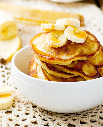 Easy Banana Protein Pancakes
