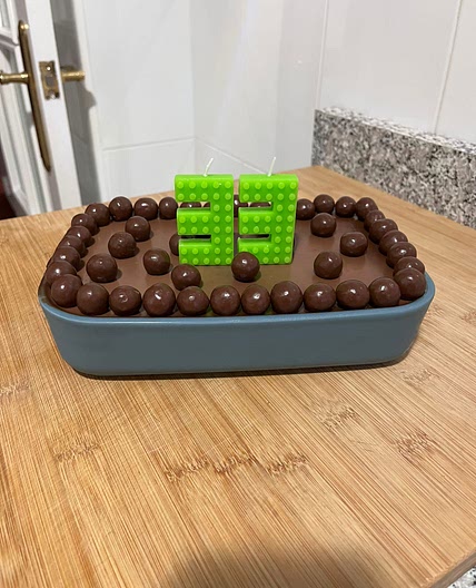 Tarta de galleta, chocolate y flan sin azúcar