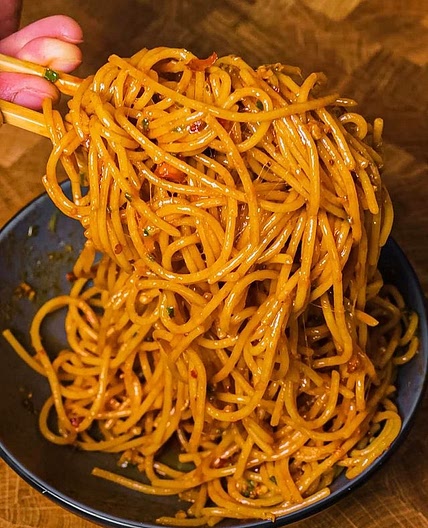Chili Oil Garlic Butter Pasta