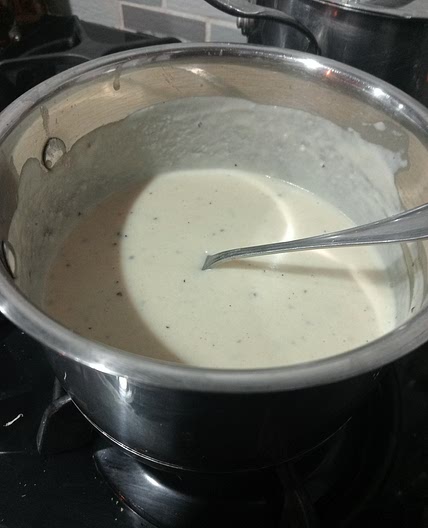 White pasta sauce