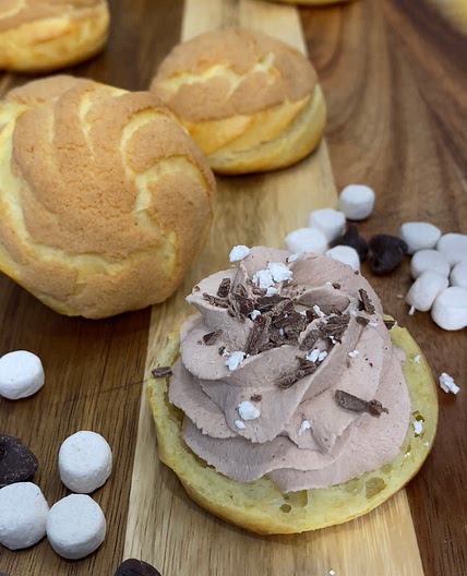 WIC Approved Choux Au Craquelin