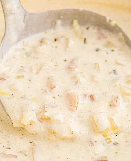 Creamy New England-Style Clam Chowder