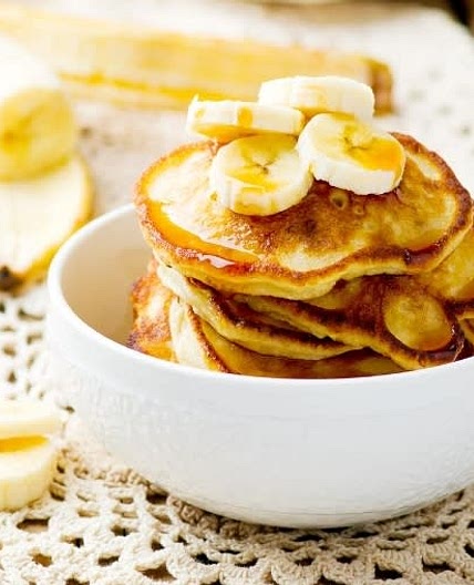 Easy Banana Protein Pancakes