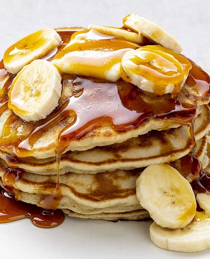 Banana oat pancakes