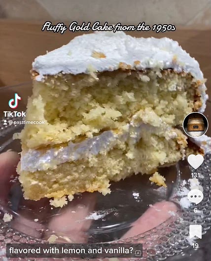 Fluffy Gold Cake from the 1950s 
