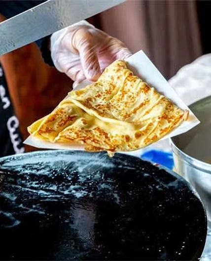 Crêpe Magique by Bertrand Larcher