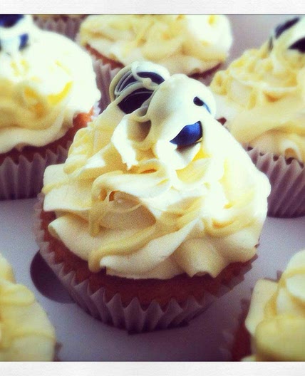 Lemon, Blueberry & White Chocolate Cupcakes