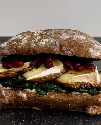 Sweet and salty Camembert pear sandwich