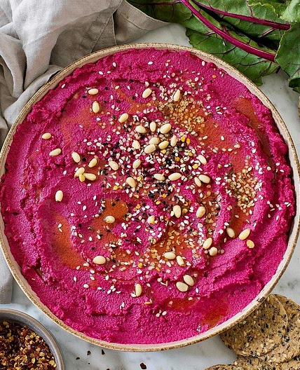 LOW CARB BEETROOT AND CAULIFLOWER HUMMUS