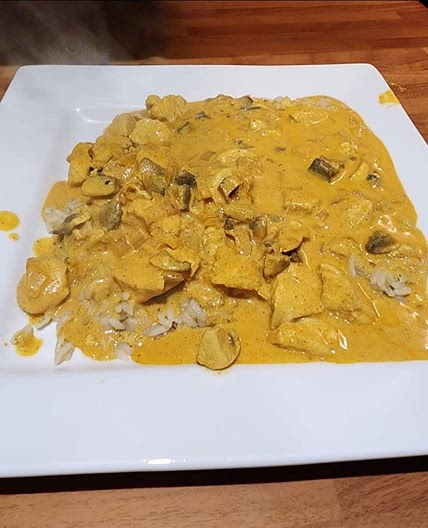Chicken Mushroom Stroganoff