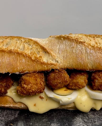 Fish sticks and mashed potatoes sandwich