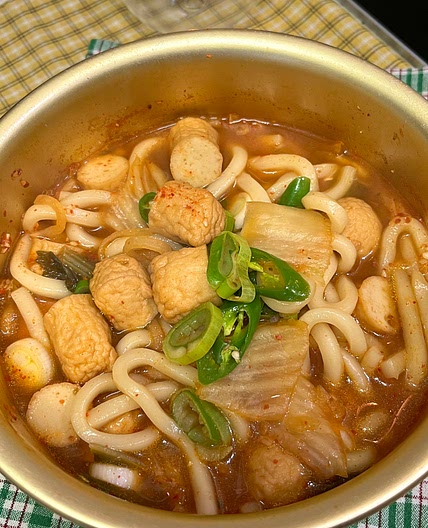 20-Minute Kimchi Udon