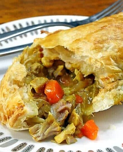 Slow Cooker - CHICKEN CURRY PIE