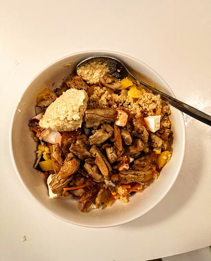 Chicken-style meal prep bowl
