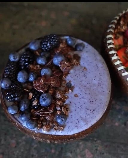 Berrylicious Smoothie Bowl