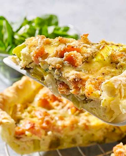 Zalmquiche met prei en ricotta