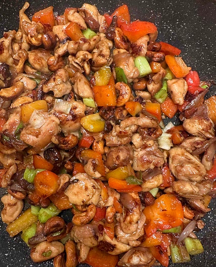 Chicken with cashew nuts 