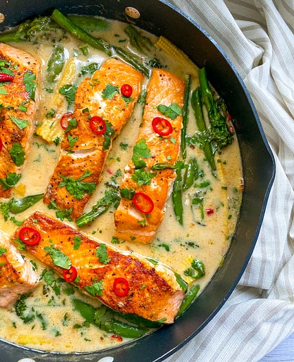 SALMON IN COCONUT SAUCE
