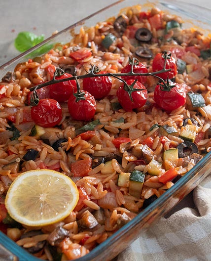 1-TRAY BAKED MEDITERRANEAN ORZO