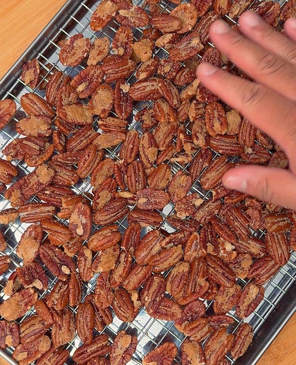 Air Fryer Cinnamon Toasted Pecans