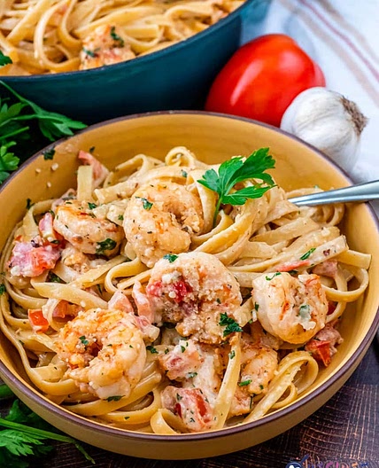 CREAMY CAJUN SHRIMP PASTA