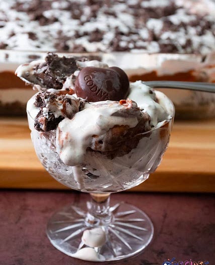 HEAVENLY OREO DESSERT