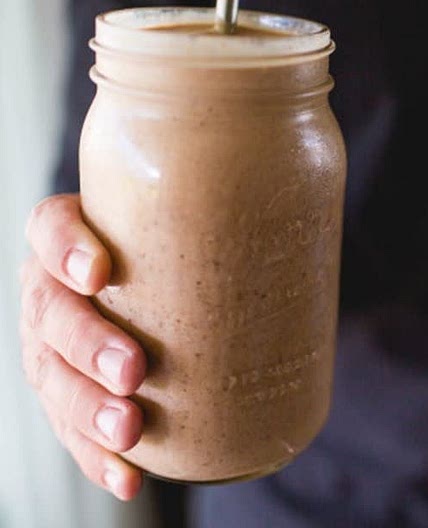 Chocolate-cashew energy shake