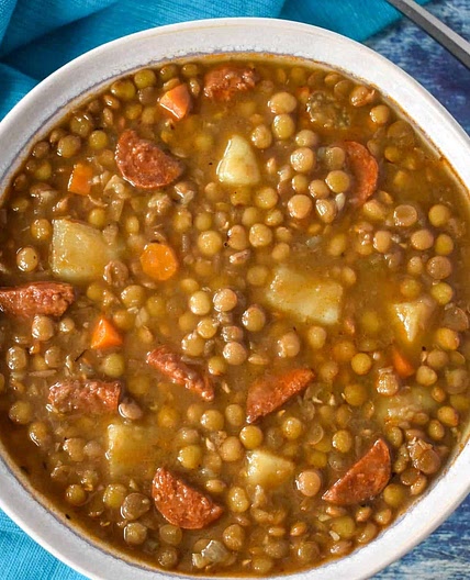 Lentils stew with chorizo 